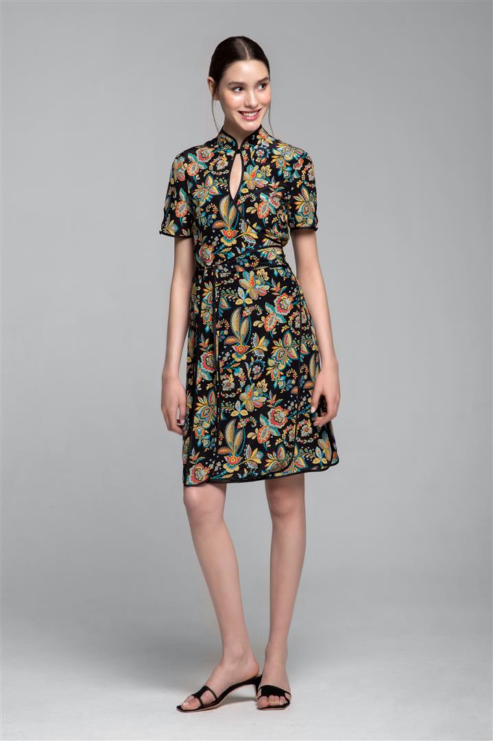 Kimono-style silk wrap dress with oriental floral print in black