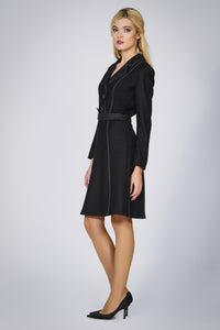 Virgin wool dress with pleated back and contrasting stitching
