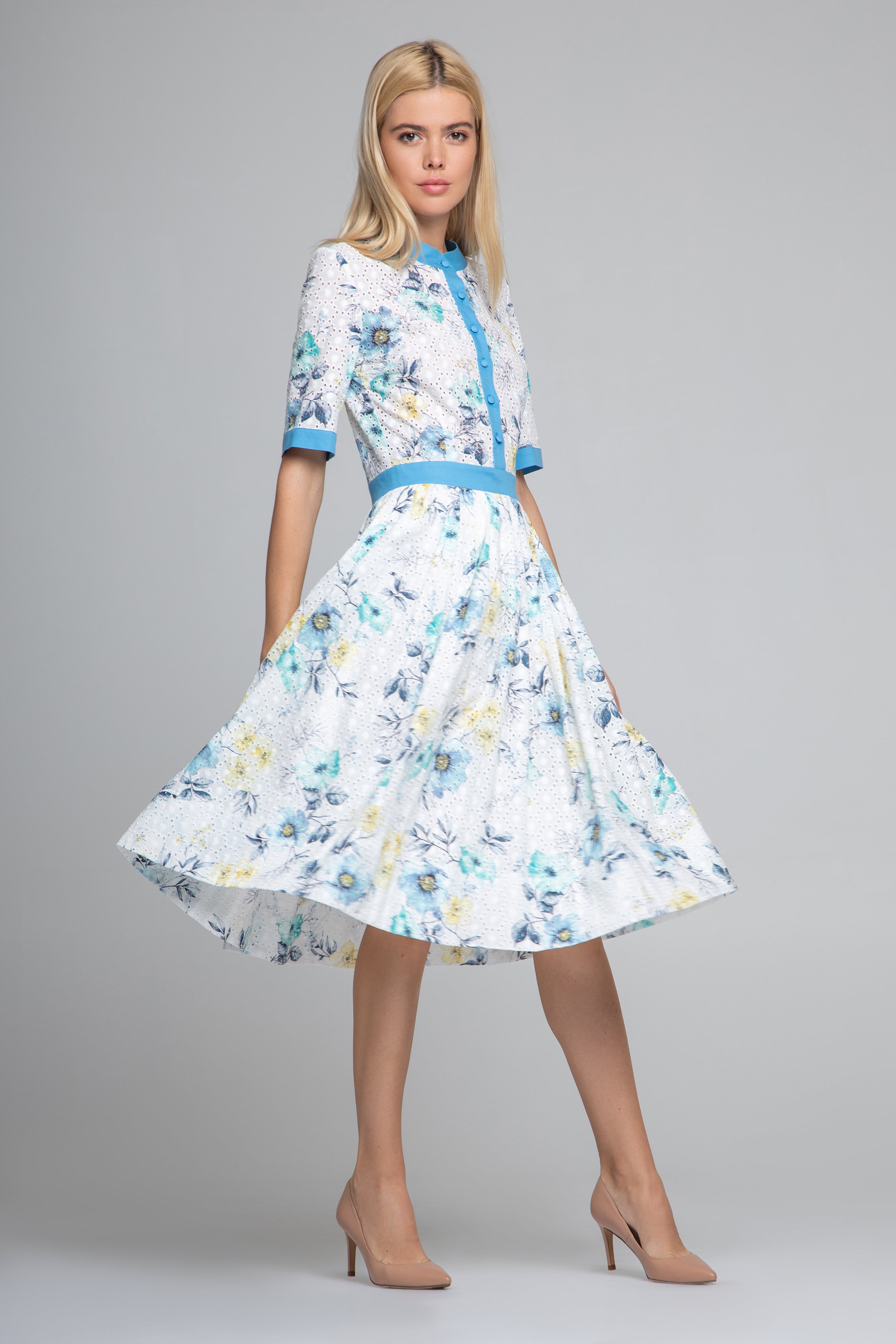 Floral Print Broderie Anglaise Midi Dress in Blue