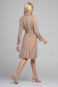 Camel wool and cashmere blend coat with double-breasted silhouette and pleated back