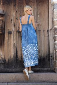 Capri maxi blue dress with embroidered panel