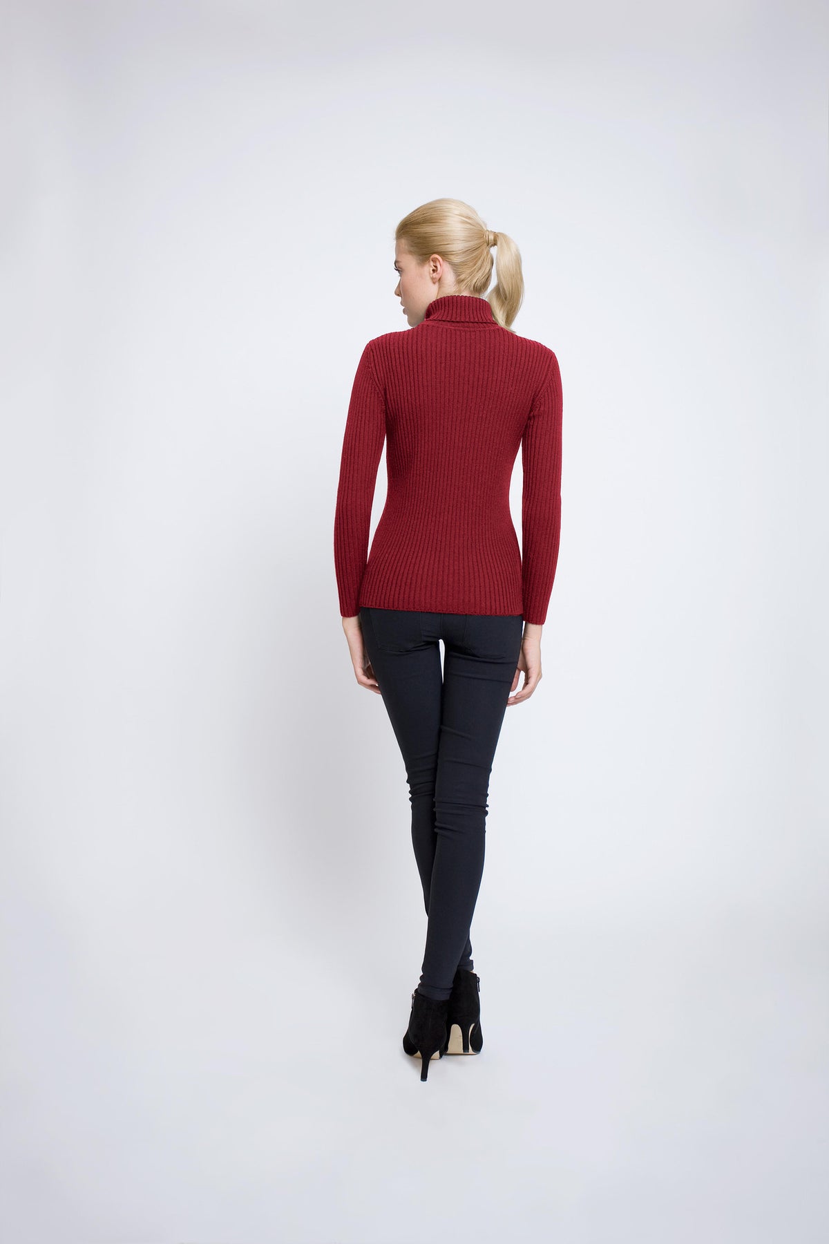 Red ribbed-knit roll neck sweater