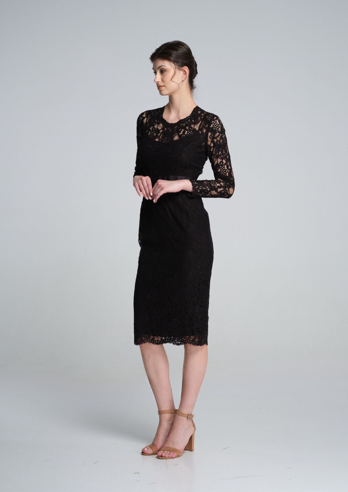 Long Sleeve Lace Pencil Dress in Black