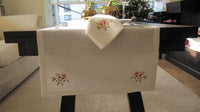Linen Table Runner – Mistletoe