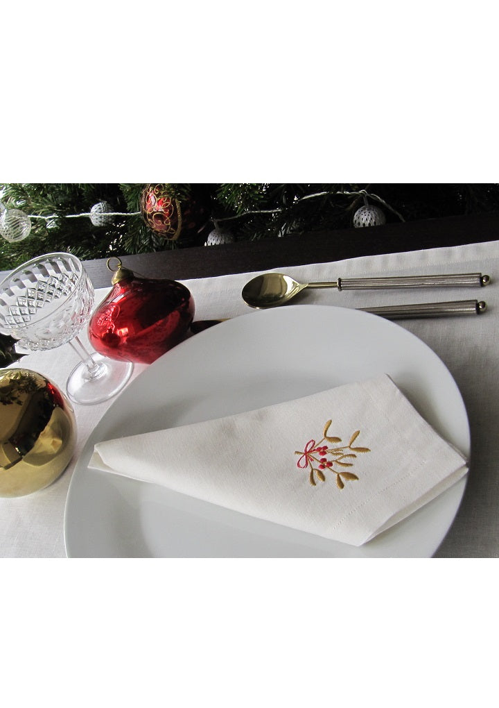 Set of 6 Embroidered Linen Napkins – 3 x Holly, 3 x Mistletoe