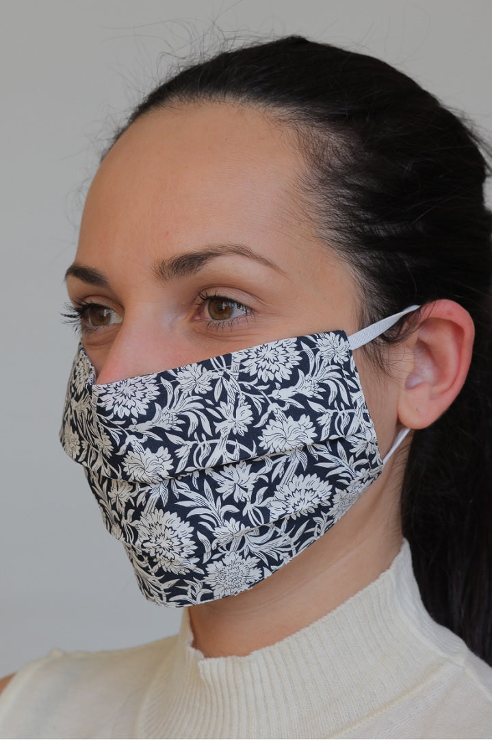 Reusable Protective Cotton Cloth Mask with Integrated Filter Print in Navy