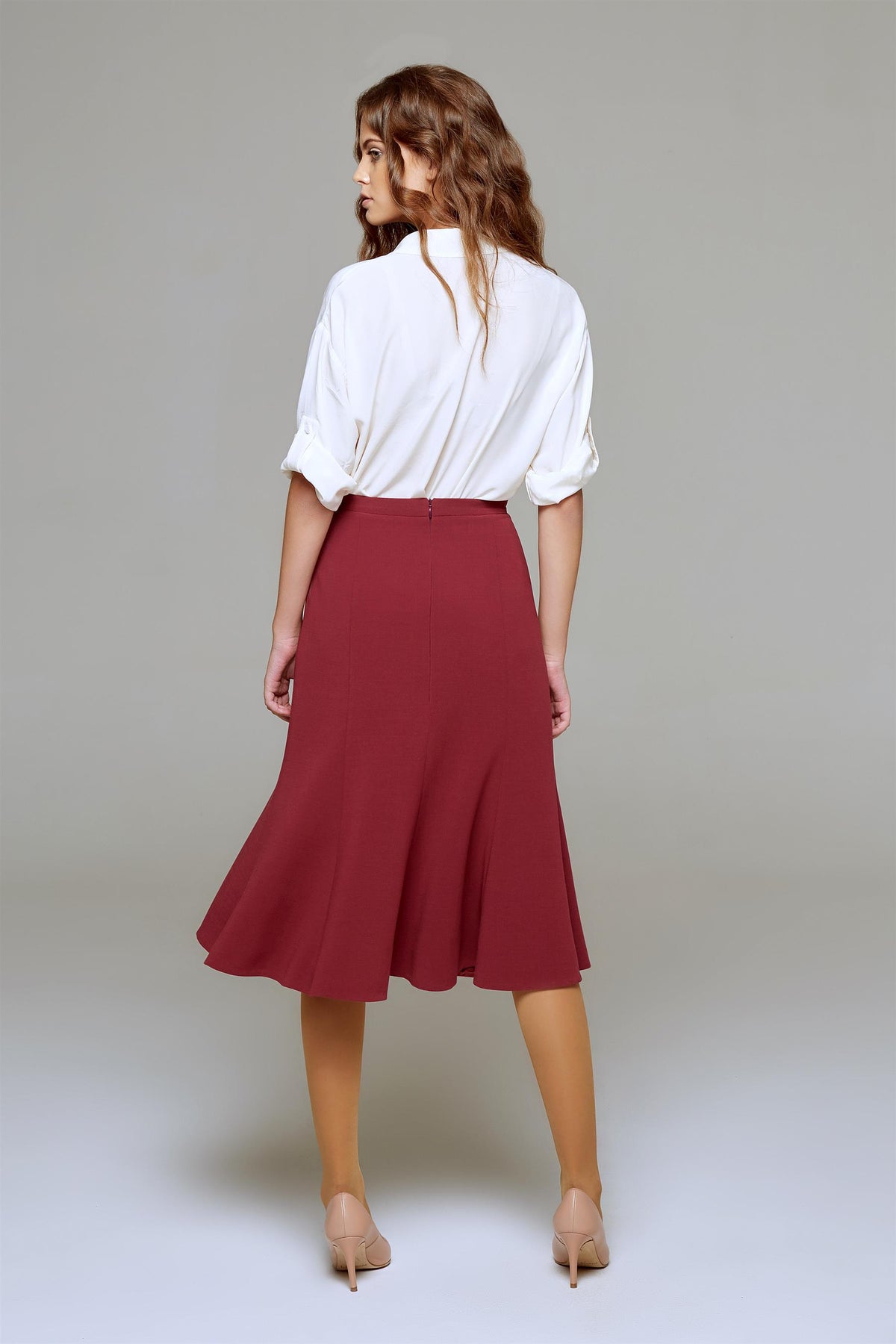 Wool midi skirt in berry