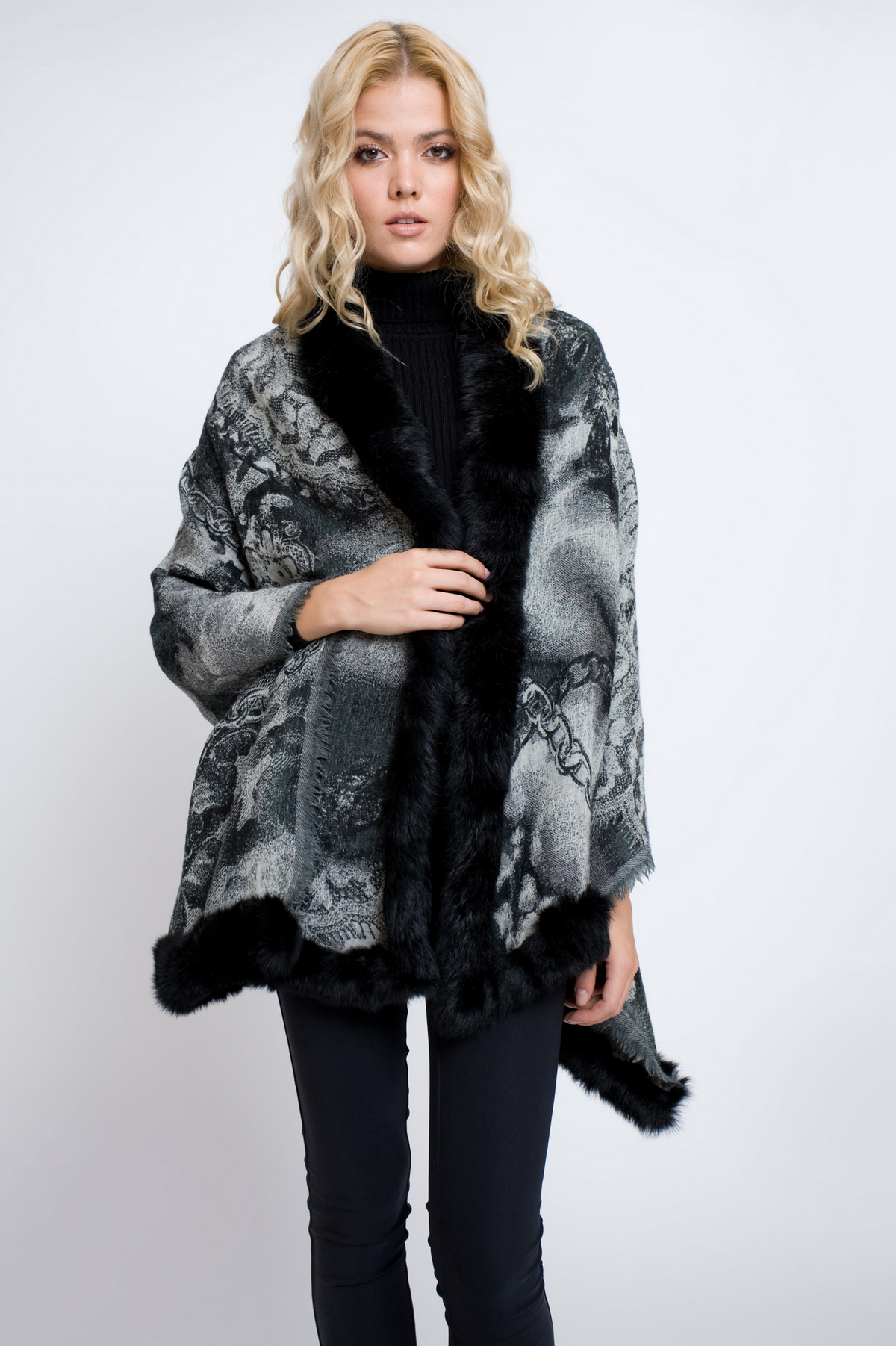 Jacquard wool shawl with three-side fur trim