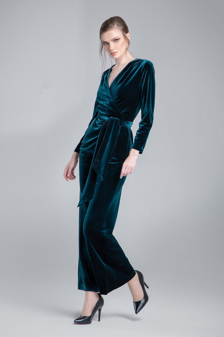 Velvet wide-leg trousers in emerald green