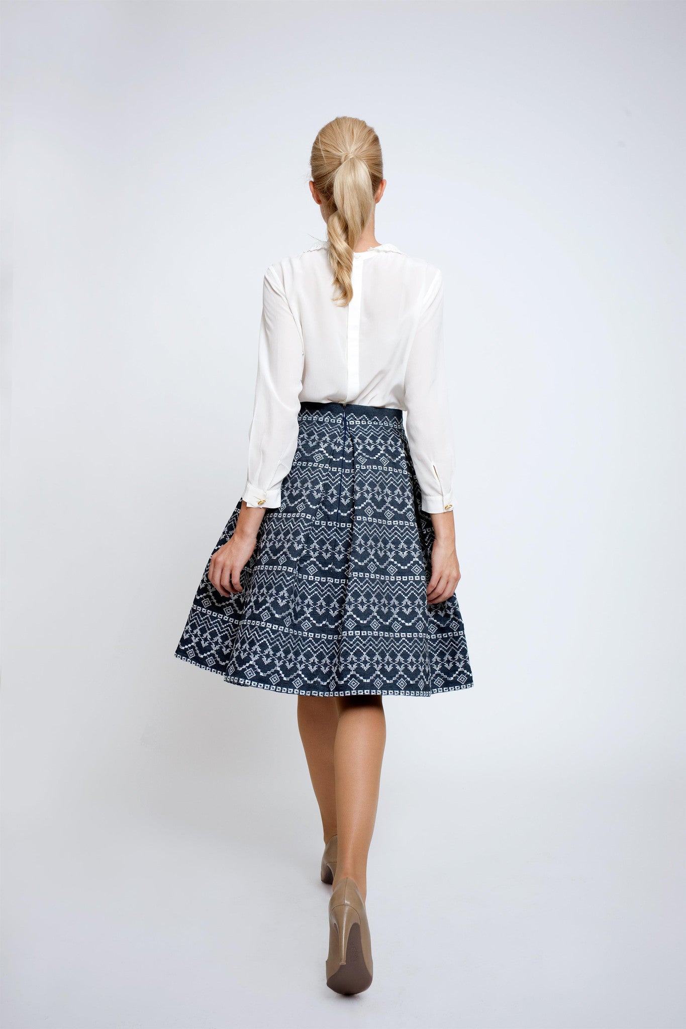 Embroidered flared skirt