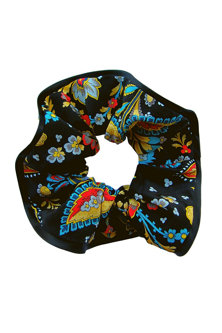 Silk scrunchie with multicolour floral print